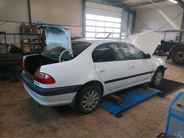 bontott TOYOTA AVENSIS T22 Önindító
