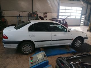 bontott TOYOTA AVENSIS T22 Porlasztó (1 db)