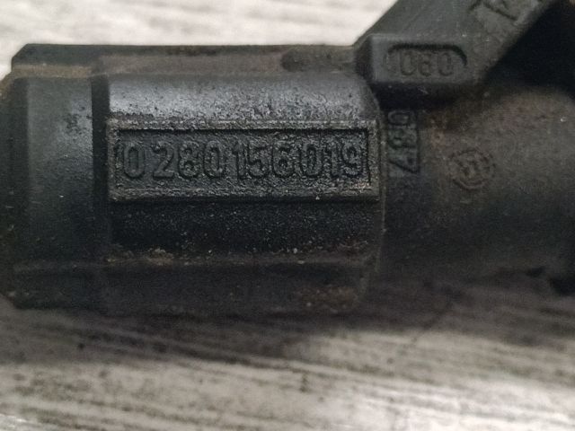 bontott TOYOTA AVENSIS T22 Porlasztó (1 db)