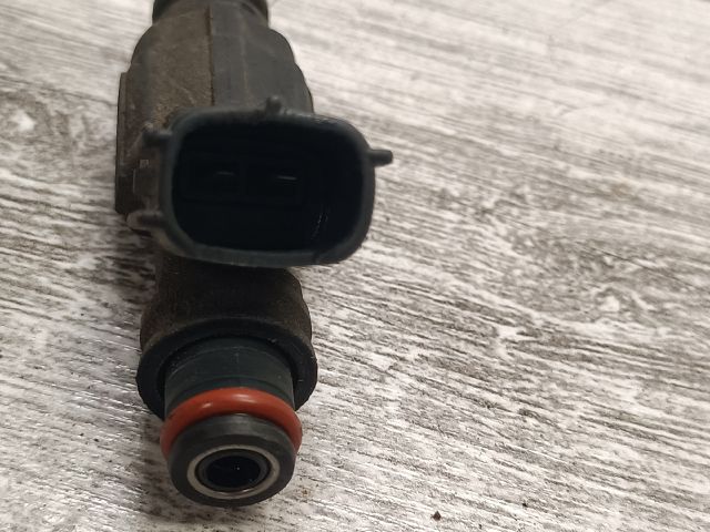 bontott TOYOTA AVENSIS T22 Porlasztó (1 db)