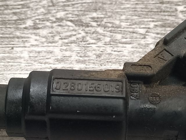 bontott TOYOTA AVENSIS T22 Porlasztó (1 db)