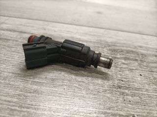 bontott TOYOTA AVENSIS T22 Porlasztó (1 db)