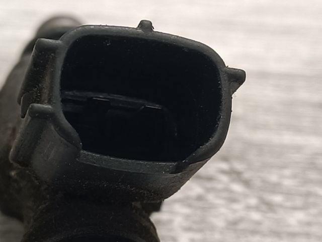 bontott TOYOTA AVENSIS T22 Porlasztó (1 db)