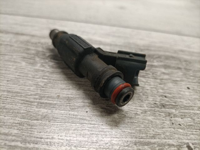 bontott TOYOTA AVENSIS T22 Porlasztó (1 db)