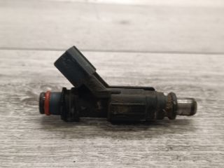 bontott TOYOTA AVENSIS T22 Porlasztó (1 db)