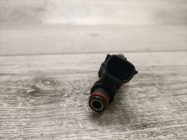 bontott TOYOTA AVENSIS T22 Porlasztó (1 db)