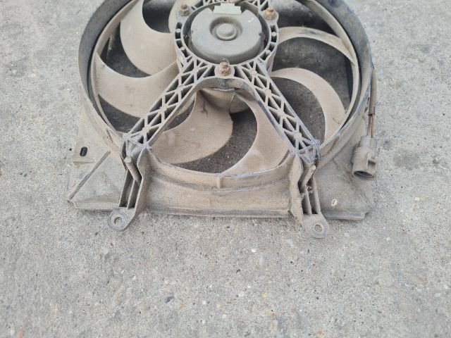 bontott TOYOTA AVENSIS T22 Hűtőventilátor