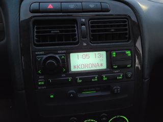 bontott TOYOTA AVENSIS T22 Jobb első Csonkállvány