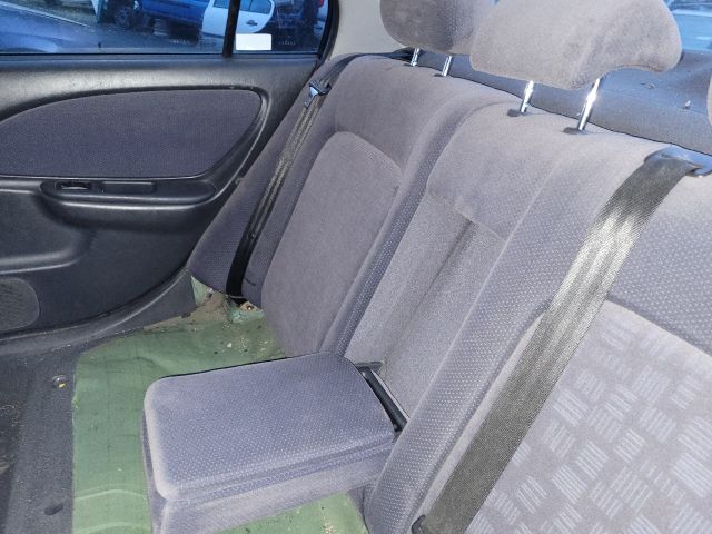 bontott TOYOTA AVENSIS T22 Jobb első Csonkállvány