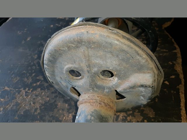 bontott TOYOTA AVENSIS T22 Jobb első Gólyaláb (Lengécsillapító, Rugó)