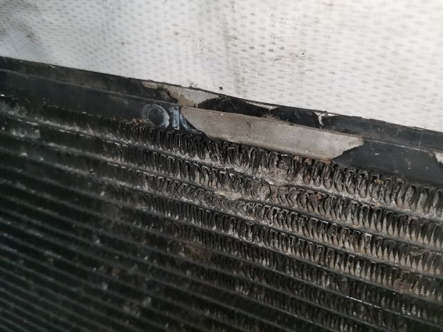 bontott TOYOTA AVENSIS T22 Klímahűtő Radiátor