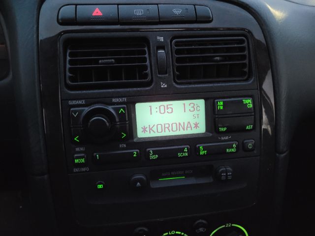 bontott TOYOTA AVENSIS T22 Klímakompresszor