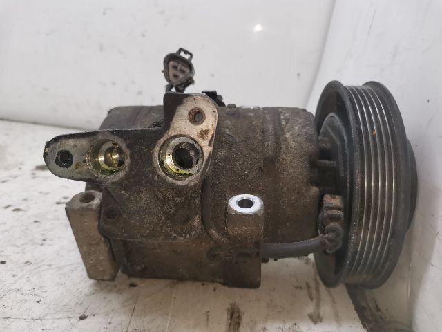 bontott TOYOTA AVENSIS T22 Klímakompresszor