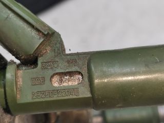 bontott TOYOTA AVENSIS T22 Porlasztó Sor / Híd