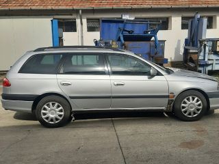 bontott TOYOTA AVENSIS T22 ABS Kocka