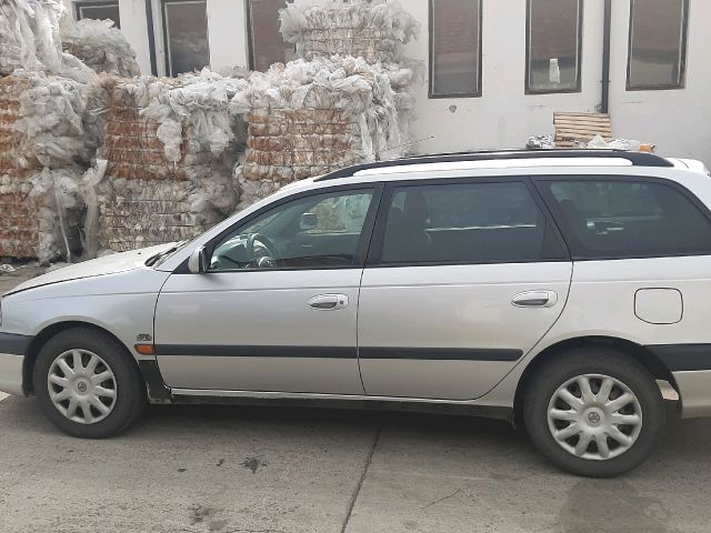 bontott TOYOTA AVENSIS T22 Adagoló