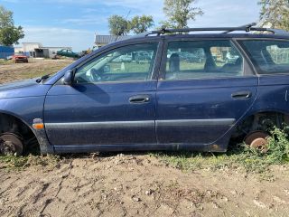 bontott TOYOTA AVENSIS T22 Adagoló