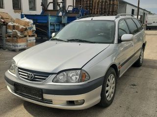 bontott TOYOTA AVENSIS T22 Bal első Csonkállvány Kerékaggyal