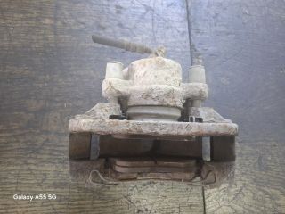 bontott TOYOTA AVENSIS T22 Bal első Féknyereg Munkahengerrel