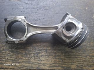 bontott TOYOTA AVENSIS T22 Dugattyú és Hajtókar