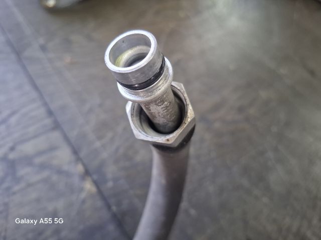 bontott TOYOTA AVENSIS T22 Klíma Cső