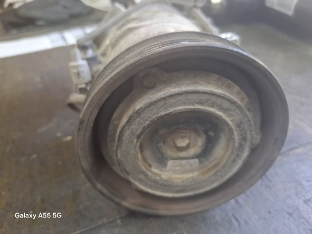 bontott TOYOTA AVENSIS T22 Klímakompresszor