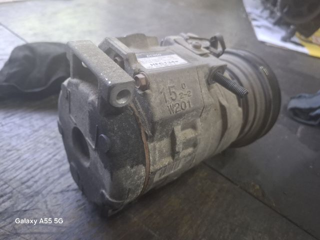 bontott TOYOTA AVENSIS T22 Klímakompresszor