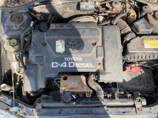 bontott TOYOTA AVENSIS T22 Motor (Fűzött blokk hengerfejjel)