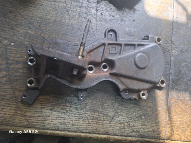 bontott TOYOTA AVENSIS T22 Motor Tartó Bak (Fém)