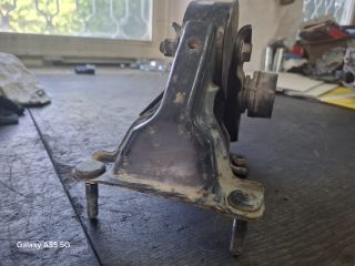 bontott TOYOTA AVENSIS T22 Motor Tartó Bak (Fém)