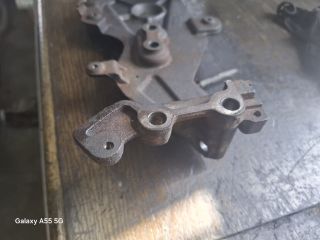 bontott TOYOTA AVENSIS T22 Motor Tartó Bak (Fém)