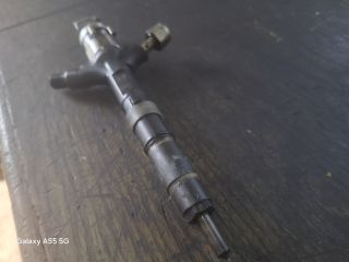 bontott TOYOTA AVENSIS T22 Porlasztó (1 db)