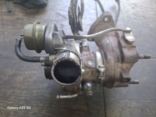 bontott TOYOTA AVENSIS T22 Turbó