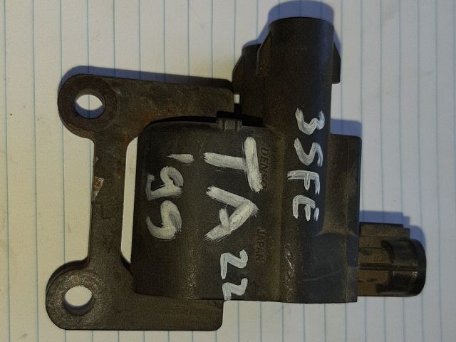 bontott TOYOTA AVENSIS T22 Gyújtótrafó