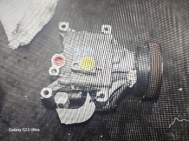 bontott TOYOTA AVENSIS T22 Klímakompresszor