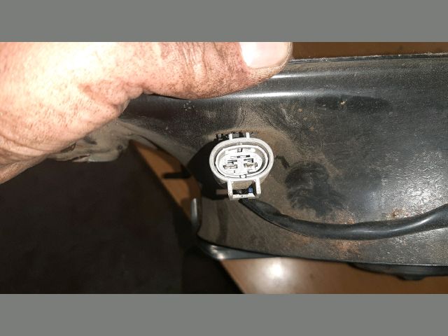 bontott TOYOTA AVENSIS T22 Hűtőventilátor