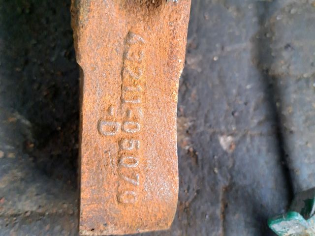 bontott TOYOTA AVENSIS T22 Jobb első Csonkállvány Kerékaggyal