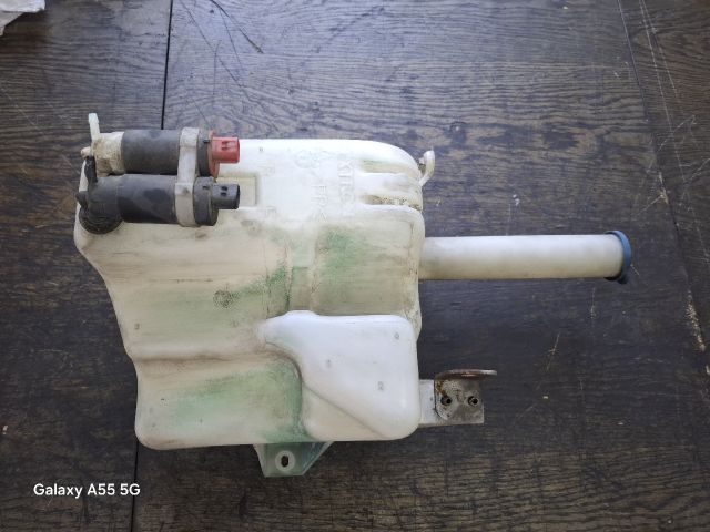 bontott TOYOTA AVENSIS T22 Ablakmosó Tartály