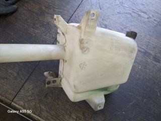bontott TOYOTA AVENSIS T22 Ablakmosó Tartály