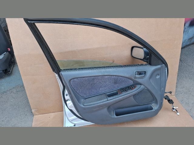 bontott TOYOTA AVENSIS T22 Bal első Ablak