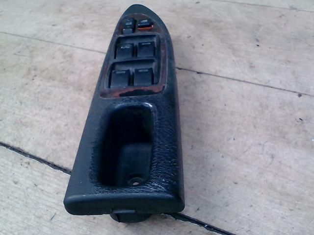 bontott TOYOTA AVENSIS T22 Bal első Ablakemelő Kapcsoló