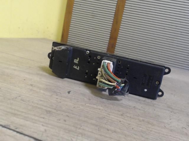 bontott TOYOTA AVENSIS T22 Bal első Ablakemelő Kapcsoló