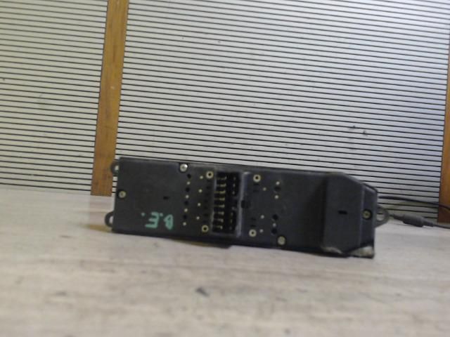 bontott TOYOTA AVENSIS T22 Bal első Ablakemelő Kapcsoló