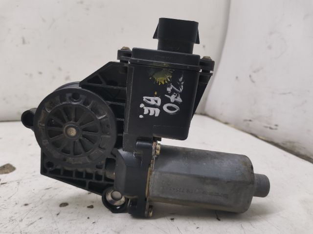 bontott TOYOTA AVENSIS T22 Bal első Ablakemelő Motor