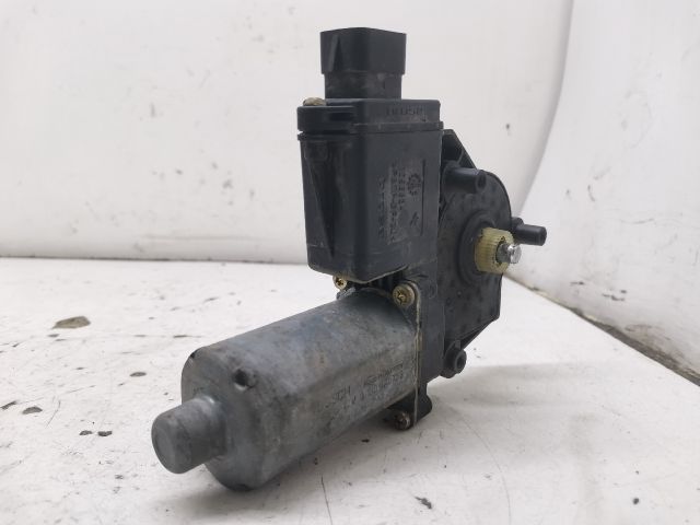 bontott TOYOTA AVENSIS T22 Bal első Ablakemelő Motor