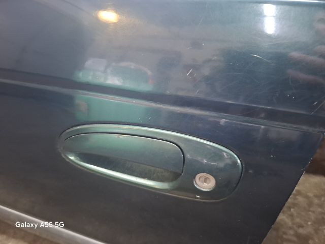 bontott TOYOTA AVENSIS T22 Bal első Ajtó (Részeivel)