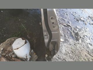 bontott TOYOTA AVENSIS T22 Bal első Ajtó (Üres lemez)