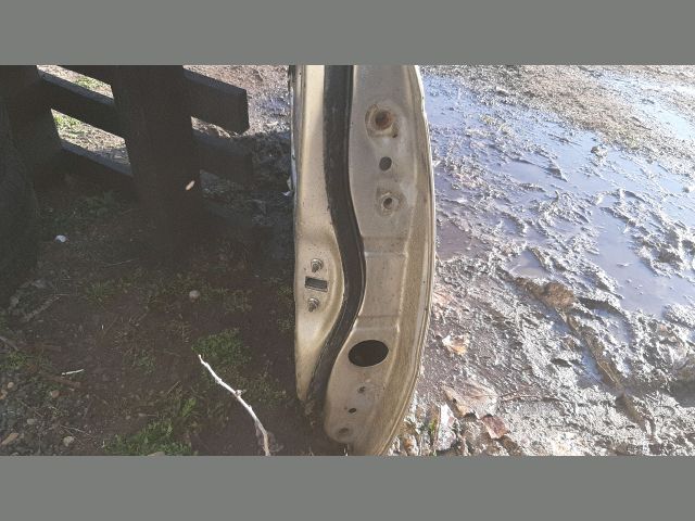 bontott TOYOTA AVENSIS T22 Bal első Ajtó (Üres lemez)