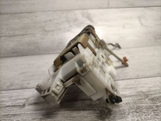 bontott TOYOTA AVENSIS T22 Bal első Ajtózár