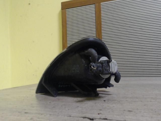 bontott TOYOTA AVENSIS T22 Bal első Irányjelző